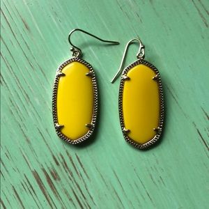 Yellow Elle Kendra Scott earrings